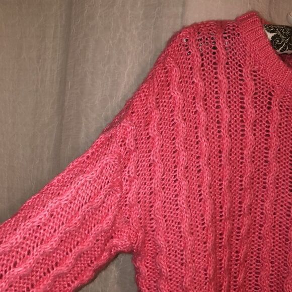 H&M Divided XS Cable Knit Pink Crewneck Pullover Sweater - Picture 5 of 11